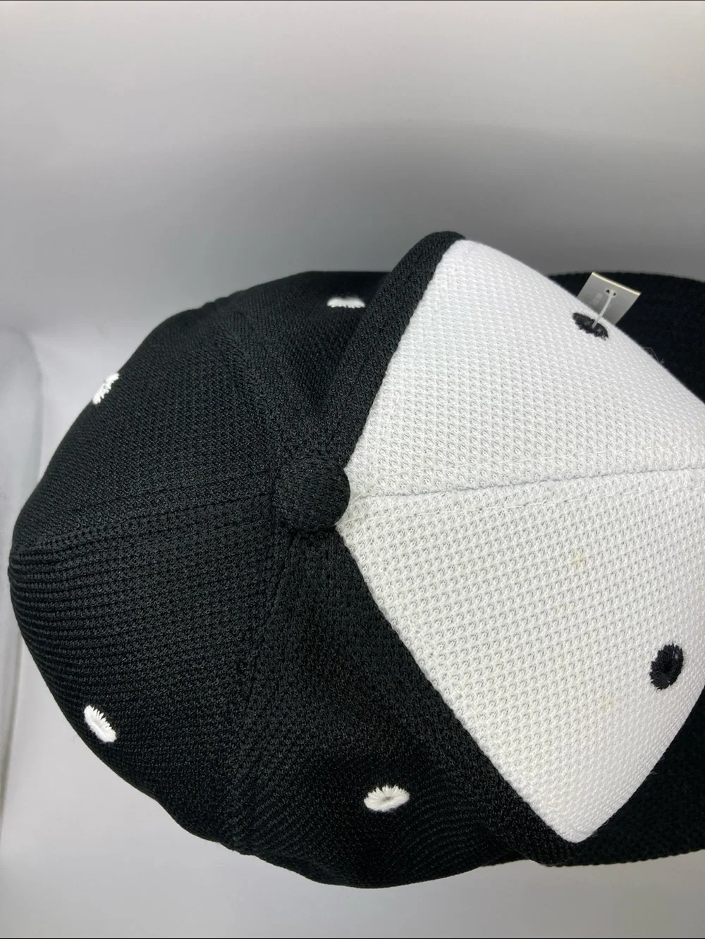 Adidas Climalite High Crown Hat Flat Brim L/XL Black White Baseball Cap NWT